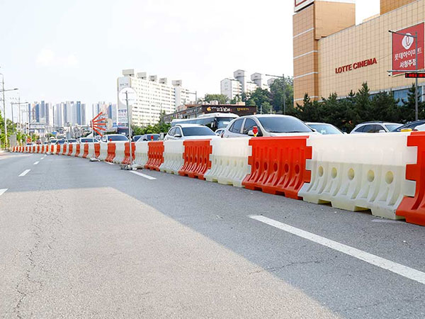Road-Barrier-Mold8