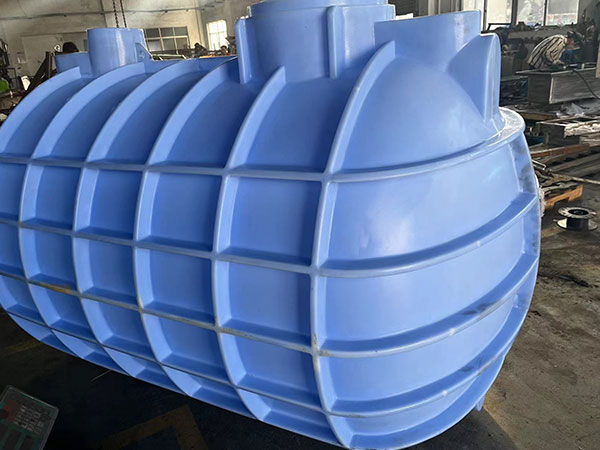 Underground-horizontal-tank-mold3