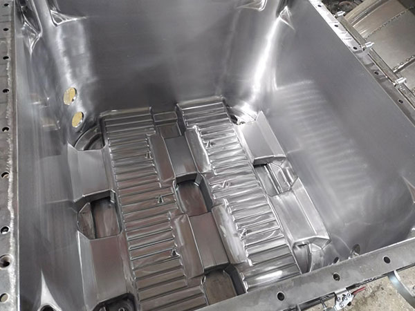 Cooler-Box-Mold3